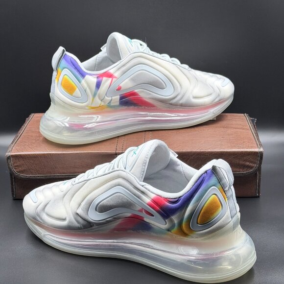 Nike Air Max 720 'Pride' - Picture 10 of 10